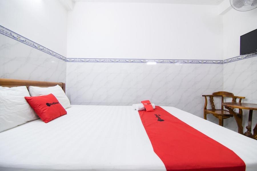 Reddoorz Hoang Tuan Hotel Ciudad Ho Chi Minh  Exterior foto