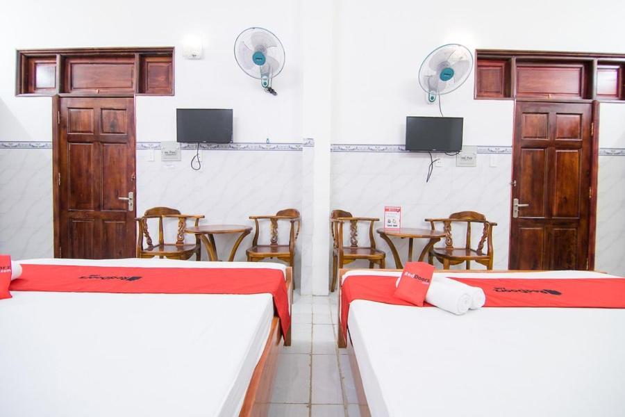 Reddoorz Hoang Tuan Hotel Ciudad Ho Chi Minh  Exterior foto