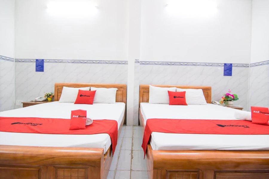 Reddoorz Hoang Tuan Hotel Ciudad Ho Chi Minh  Exterior foto