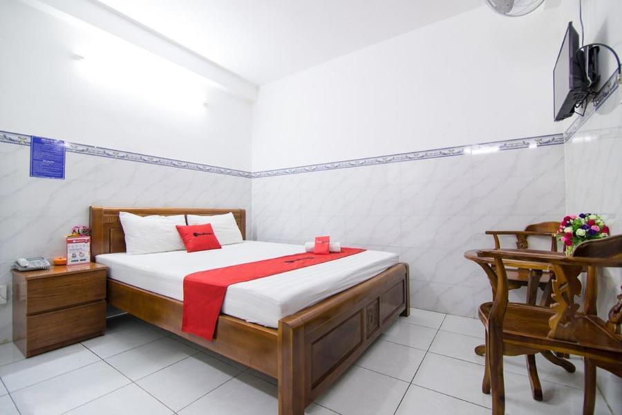 Reddoorz Hoang Tuan Hotel Ciudad Ho Chi Minh  Exterior foto